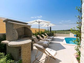 Villa Mikela Mit Pool Und Schönem Außblick - Ferenci - 2