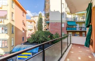 1 Bedroom Beautiful Apartment In Recco - 3