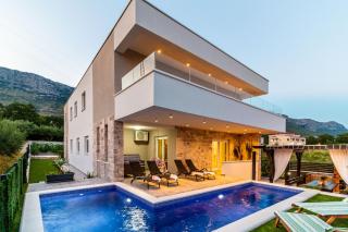 Villa Olea Mit Pool In Kastel Sucurac, Dalmatien - Kaštela - 0