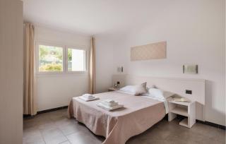 1 Bedroom Beautiful Home In Imperia - 7