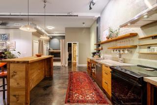 Modern City Loft Downtown Lynchburg VA LYH HUGE - 2