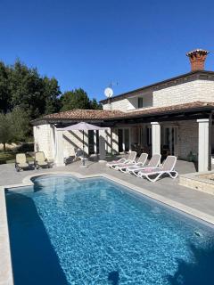Villa Mali Raj Mit Pool In Žikovići - Žikovići - 8