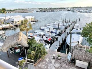 Dominica - New Waterfront Condo Pool Dock 2 Bedroom 2 Bathroom - Key West - 9