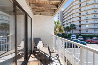 Seaside Beach & Racquet 2203 by Current Tides Vacation Rentals - Orange Beach - 8