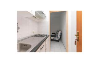 Gorgeous Apartment In Omis With Wifi - Omiš - 3