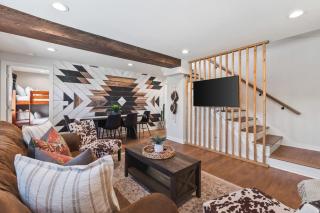 Vibrant Multi Condo Building that Sleeps 48 with 7 Units - Nashville - 9