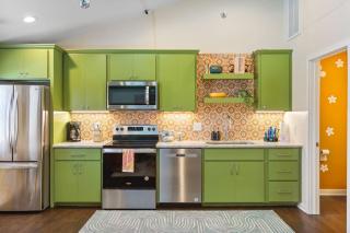 Vibrant Multi Condo Building that Sleeps 48 with 7 Units - Nashville - 6