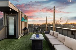 TWO Adjacent Homes Sleeps 24 Only 3 miles to Broadway - Nashville - 7