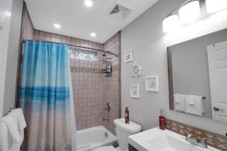 Spacious 4BR retreat in the heart of wine country - 4