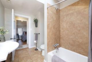 Large 4 Bedroom Home Close to Airport and IX Center - 2