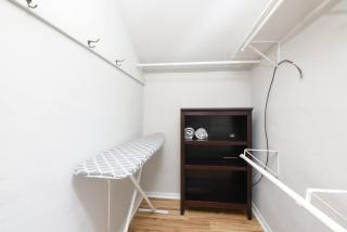 Large 4 Bedroom Home Close to Airport and IX Center - 1