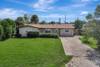 Cozy Retreat pvt rm Close To Siesta Keys J3A shared home - 8