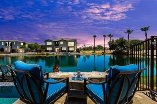 Bellagio Lakeside Pool Spa - Indio - 8