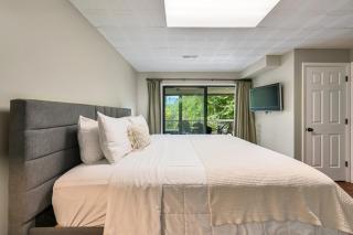 Lake Lure Vista Hideaway - Lake Lure - 3