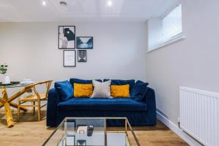 Gorgeous Chester-City Apartment - 5
