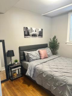 The Lyons' Lair - 4