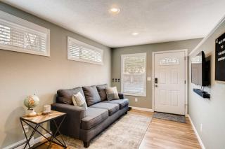 Olympic Studio - Workcation Hot Tub 4K Roku - 2