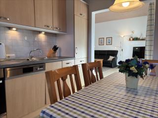 Ferienhaus mit Kaminofen in Burhave - Burhave - 4