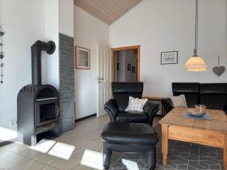Ferienhaus mit Kaminofen in Burhave - Burhave - 0