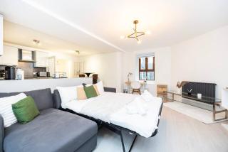 Lavish 1 Br Apartment Near Tottenham Stadium - London - 3