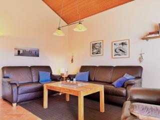 Ferienhaus mit viel Platz in Burhave - 6