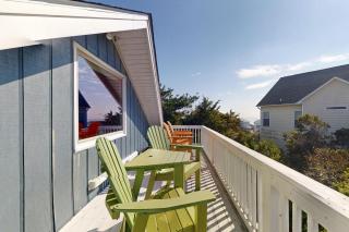 Coastal Love - Emerald Isle - 8