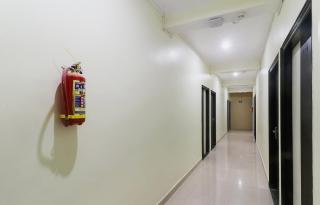 Collection O Lily Grand Hyderabad Gate - Kakarmatha - 6