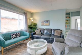 Sand and Surf Cottage 2-Bed by the Sea w fireplace - Grayland - 1