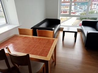 2 Bedroom, 2 Bathroom Apartment - 6