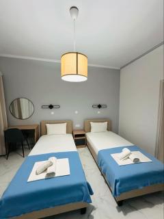 Ioanna's and Niko's Skala Apartments - Paramonas - 8
