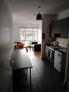 2 Bedroom, 2 Bathroom Apartment - Dublin - 0