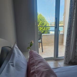 Amelie's Apartments & Beach Saranda - Saranda - 1