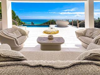 Villa Atao, sublime view of Orient Bay and the islands - 9