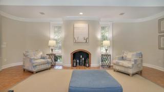 Sea Pines Family Villa, Walk to Beach, Private Pool andSpa - Hilton Head Island - 1