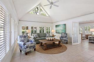 Secluded Family Retreat with Private Pool, BBQ, Outdoor Living - 6