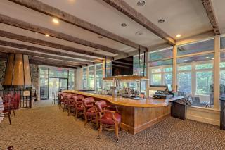 Cozy 1-Bedroom Retreat with 2 Queen Beds in Clayton GA- KW 107 - Clayton - 2