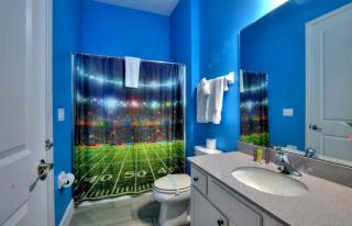 2421-14-RD- Sports themed Home with Bowling Alley - Kissimmee - 1