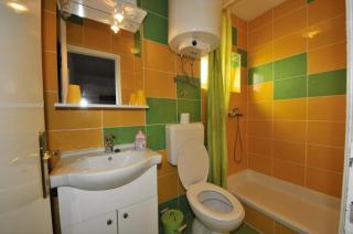 Apartments Biserka - Banjol - 3