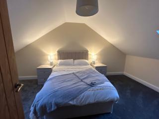 Four Bedroom House With Private Pool - Stunning countryside location with parking close to Chester City Centre - Chester - 4
