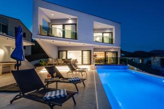 Villa Summer side - Marina - 0