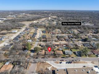 Centrally Located Denison Home - Denison - 5
