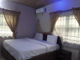 Ellsworth Guest House - - 2