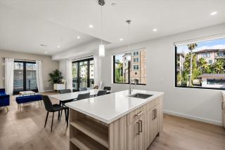 Woodside Condos unit 914 - Redwood City - 4