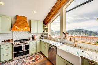 3 Mi to Casinos Cabin with Stables in Black Hawk! - 2