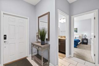 Spacious 4BR Townhome with Pool at Storey Lake - 6