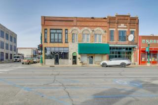Loft-Style Apt in Dtwn Monett Pets Welcome! - Monett - 9