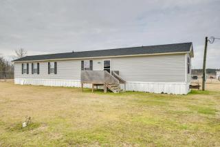 8 Mi to Dtwn Greenville Bethel Home with Yard - - 8