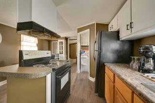8 Mi to Dtwn Greenville Bethel Home with Yard - - 4