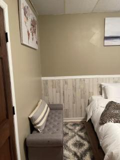 Welcoming Overnight Bedroom - 1