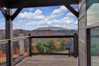 Peaceful and Luxurious Cabin with Indoor Pool and Wrap-Around Decks with Stunning View - Sevierville - 3